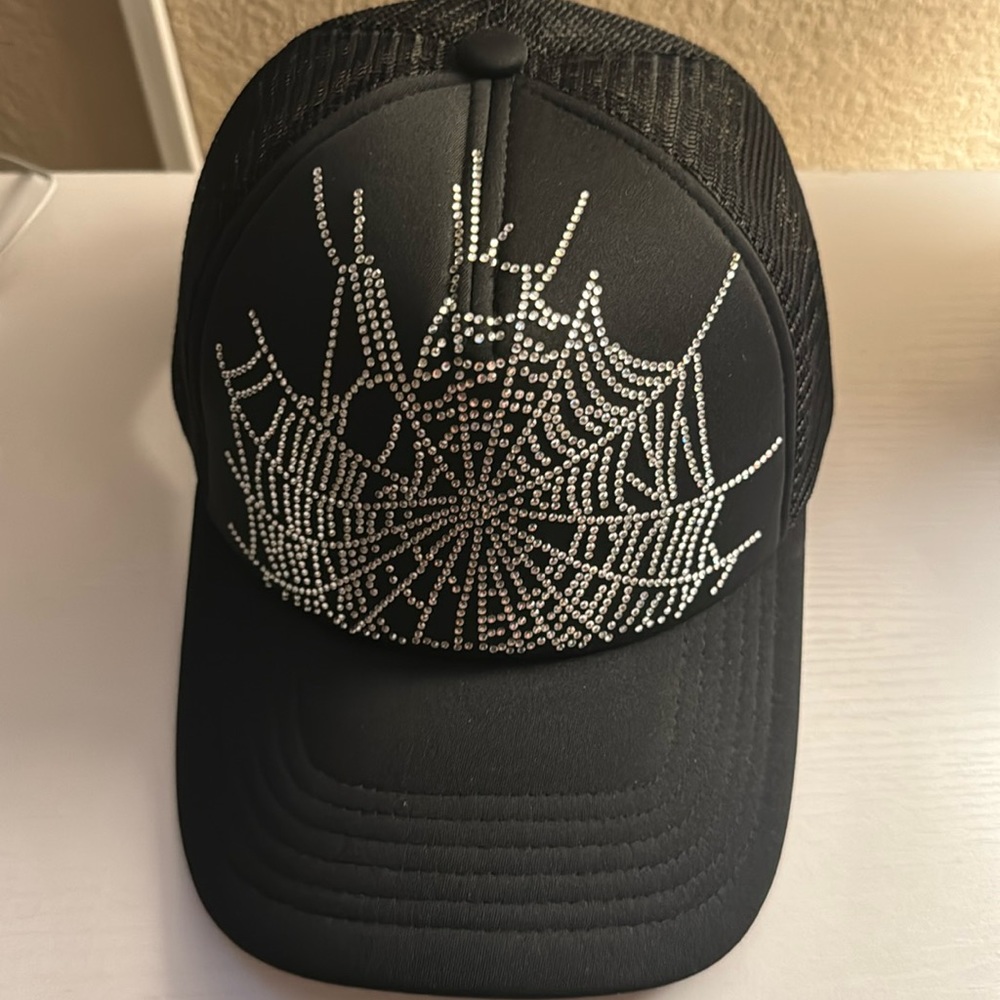 Sp5der Web Rhinestone Trucker Hat Black